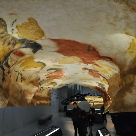 Les Toits De Lascaux